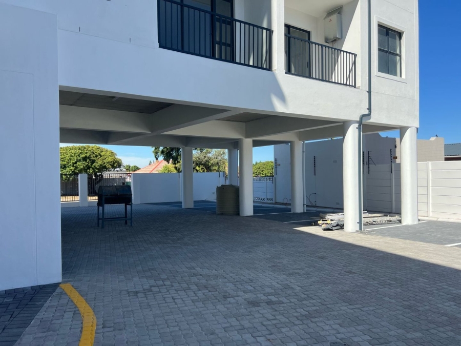 1 Bedroom Property for Sale in Table View Western Cape